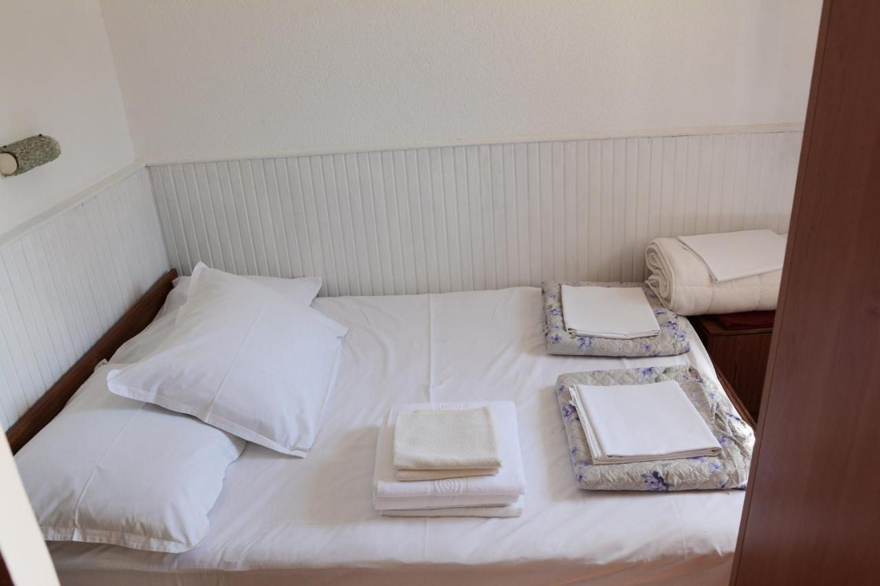 Holiday House Punta Blue & Orange 5M From The Sea, Island Cres Punta Križa Eksteriør billede