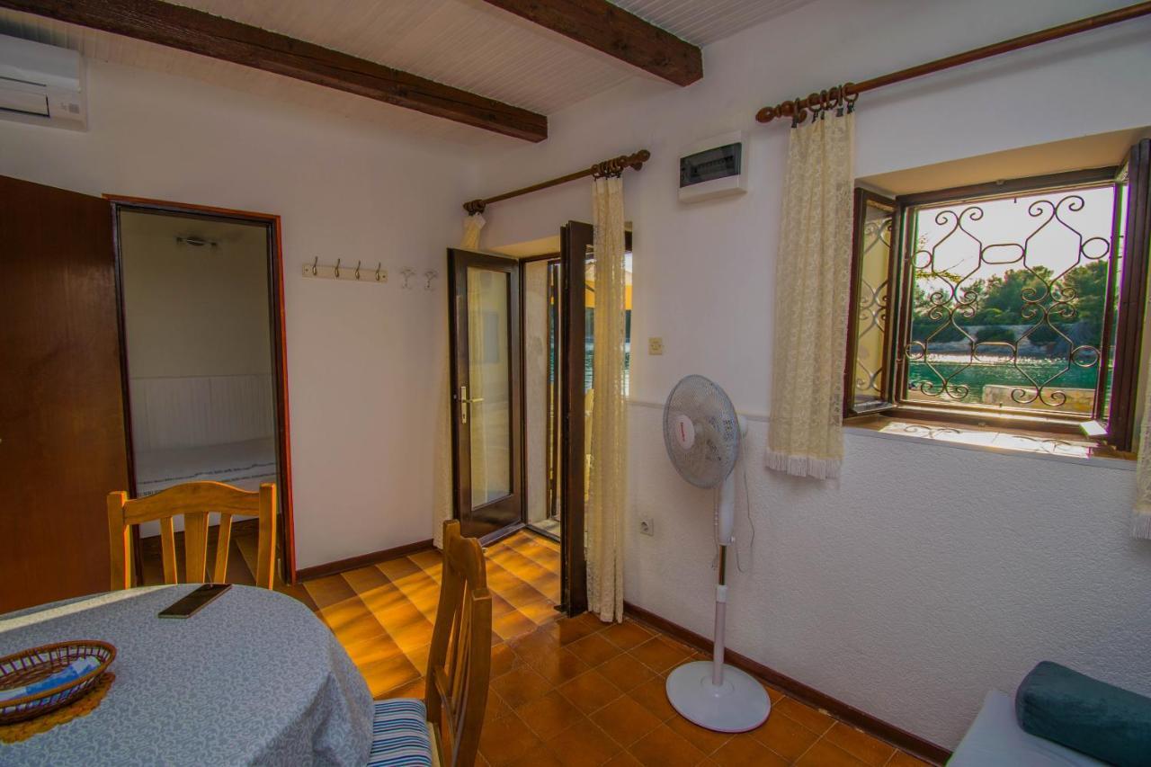 Holiday House Punta Blue & Orange 5M From The Sea, Island Cres Punta Križa Eksteriør billede