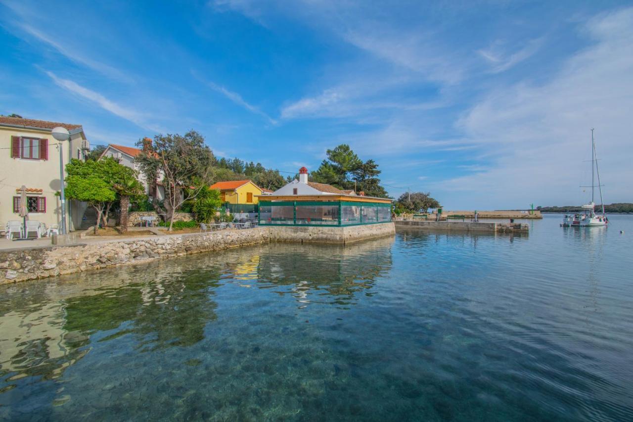 Holiday House Punta Blue & Orange 5M From The Sea, Island Cres Punta Križa Eksteriør billede